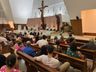 Celebração de Ano Novo na Igreja São Miguel Arcanjo reúne mais de mil fiéis