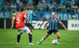 Grêmio perde para o Huachipato em casa e se complica na Libertadores