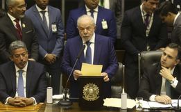 Lula assina MPs para pagar R$ 600 no Bolsa Família e desonerar de combustíveis