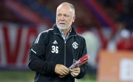 Mano reforça desejo de seguir no Inter, em meio a investida do Corinthians