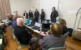 São Miguel do Oeste oferece curso gratuito de celular e internet para idosos