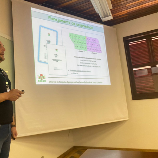 No Cetresmo, Epagri promove capacitação em gado de corte para técnicos da região 