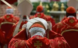 Conclave para escolher novo papa começará dia 7 de maio, diz Vaticano