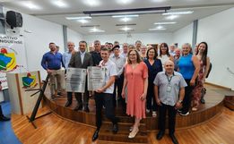 Legislativo de Itapiranga homenageia Epagri e Ex-Governador