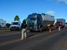 VÍDEO: Concessionária e PRF entregam lanches a caminhoneiros na BR-282
