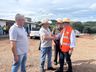 Governador vistoria obras na SC-305; pavimentação deve começar em março