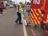 Vídeo: Motociclista e pedestre sofrem ferimentos em atropelamento 