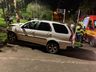 VÍDEO: Condutor perde controle e carro bate em uma árvore em SMOeste 