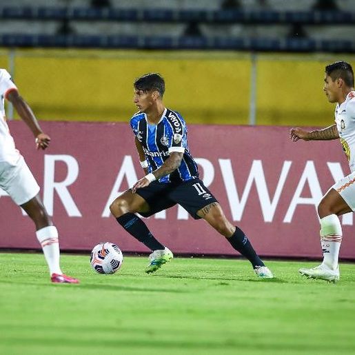 Grêmio vence Ayacucho de novo, confirma vaga e pega Del Valle-EQU