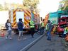 Jovem morre em colisão entre carro e caminhão na BR-282 