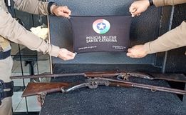 Homem acaba preso por ameaçar vizinhos com arma de fogo 