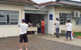 Setor Social de Palma Sola realiza entrega de leite para famílias carentes
