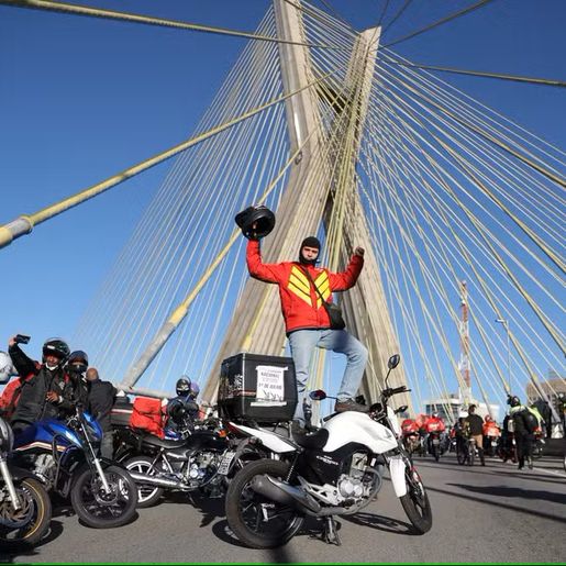 Governo tenta retomar protagonismo na regulamentação de apps de entregas