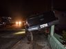 VÍDEO: Condutor colide caminhonete em poste e moradores cobram providências 