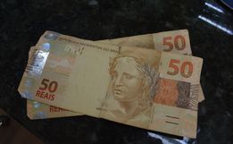 Governo reduz de R$ 1.079 para R$ 1.067 proposta para o salário mínimo em 2021