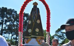 Comunidade realiza Romaria de Nossa Senhora Aparecida