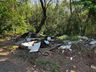 Moradora denúncia descarte irregular de lixo no interior de SMOeste 