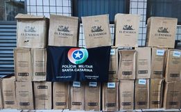 Mulher é flagrada com 156 garrafas de vinho argentino em Dionísio Cerqueira