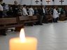 Sem procissão nas ruas, Corpus Christi é celebrado com tapetes dentro da igreja em SMO