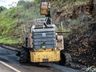 Fogo destrói colheitadeira na BR-282 em Paraíso 