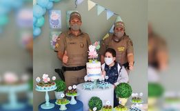 PMs atendem pedido e participam de aniversário de garoto em SMO