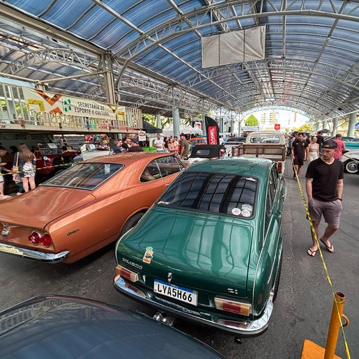 7º Encontro de Carros Antigos reúne raridades em São Miguel do Oeste