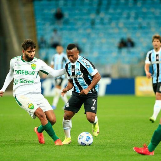 Jogando em casa Grêmio só empata com Cuiabá, e segue na zona de rebaixamento 