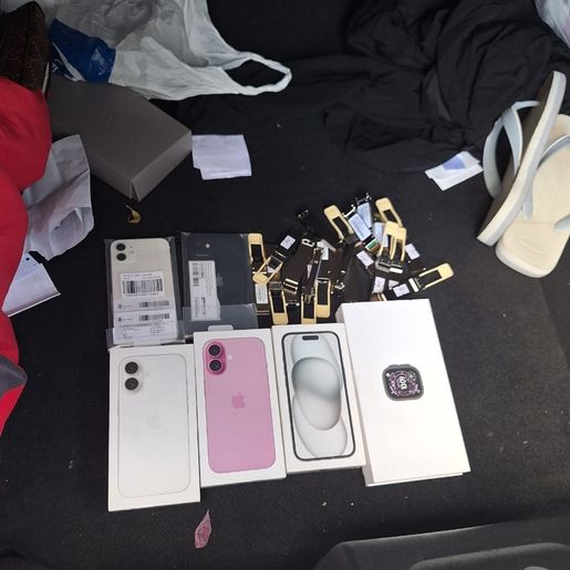 PMR apreende cerca de R$ 13 mil em mercadorias contrabandeadas em Campo Erê 