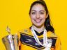 Morre aos 20 anos de idade a jogadora de futsal Pietra Medeiros