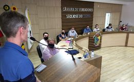 Pais solicitam ajuda aos vereadores de SJCedro para retorno das aulas em período integral