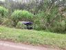 Saída de pista deixa dois feridos na PR-180