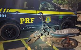PRF apreende motocicleta sem placa, sem farol e conduzida por homem embriagado na BR 282