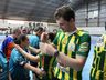 União em quadra: Vereadores e atletas da APAE celebram a inclusão em partida de futsal