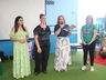 Estudantes de São José do Cedro recebem doação de livros infantis