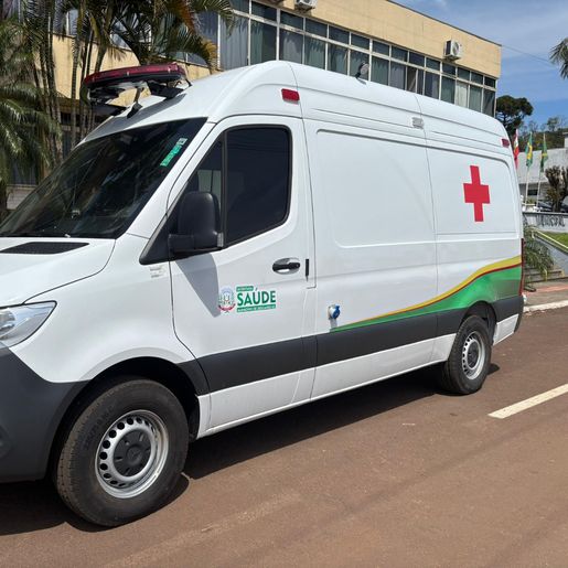 Secretaria de Saúde de Descanso recebe nova ambulância