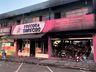 Famílias retiram pertences de prédio incendiado em SMOeste