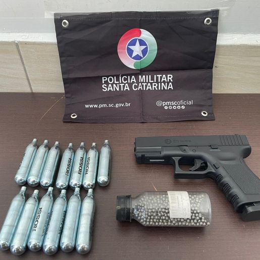 PMR apreende arma de pressão durante abordagem na SC-157