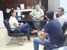 Administração assinaOrdem de Serviço para obras de calçamento na área urbana