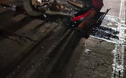 Motorista fica ferido em batida entre caminhão e carro na BR-163