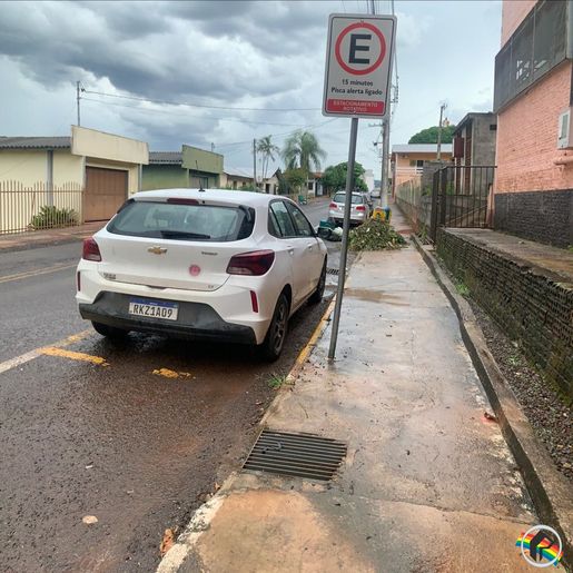 Comandante alerta para falta de atenção em estacionamento preferencial