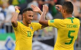 Casemiro critica quem celebrou lesão de Neymar: 'Sem educação e sem caráter'
