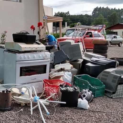 Coleta de pneus, eletrônicos e móveis em desuso inicia nesta terça-feira 