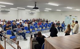 Ameosc debate arrecadação, reforma tributária e desenvolvimento regional