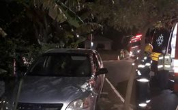 Motorista sai ilesa em saída de pista em Itapiranga