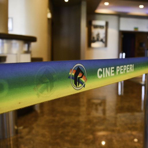 Exibidores de filmes ingressam na Justiça exigindo liberação dos cinemas