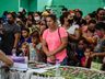 Crianças recebem presentes do Natal Solidário em São Miguel do Oeste
