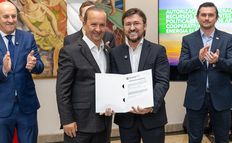 Governador autoriza liberação de recursos para cooperativas de energia elétrica em SC