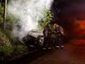 Fusca é destruído por incêndio no interior de Bandeirante