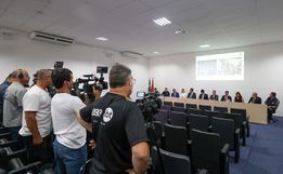 Jovens que morreram em veículo sofreram asfixia