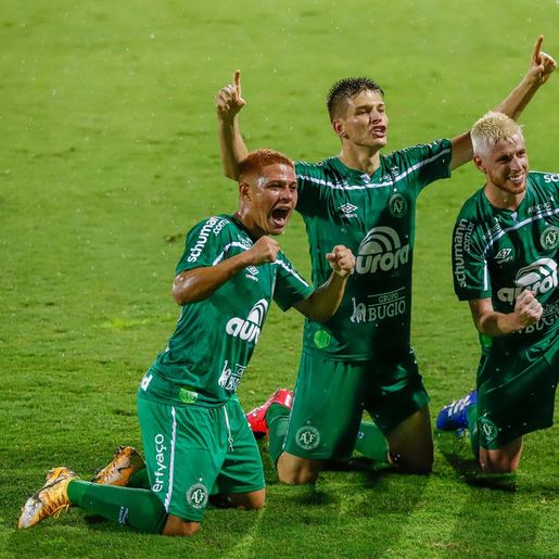 Chapecoense pode conquistar hoje 1º título de expressão nacional 